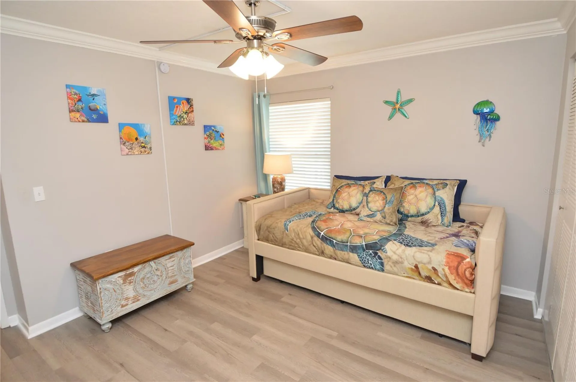 4908 38th Way S St Petersburg FL 33711