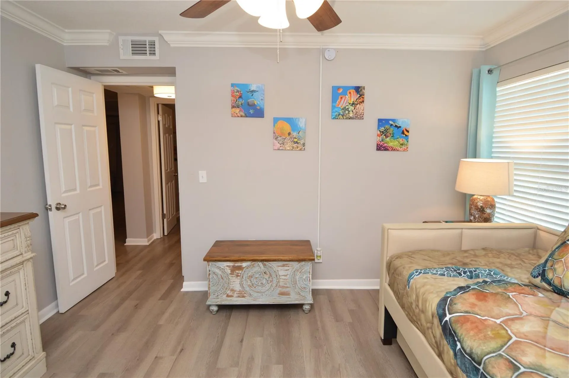 4908 38th Way S St Petersburg FL 33711