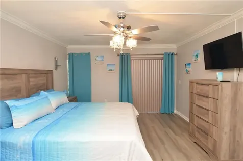 4908 38th Way S St Petersburg FL 33711
