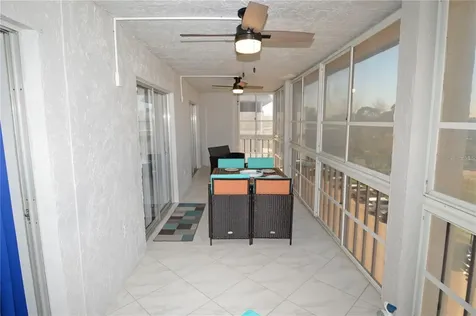 4908 38th Way S St Petersburg FL 33711