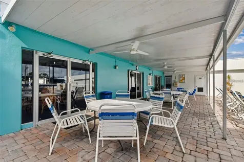 4908 38th Way S St Petersburg FL 33711