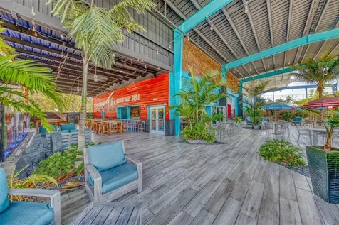 4908 38th Way S St Petersburg FL 33711