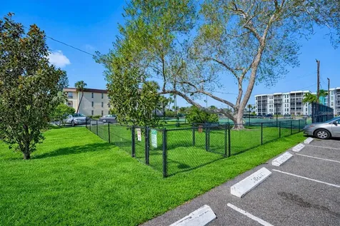 4908 38th Way S St Petersburg FL 33711