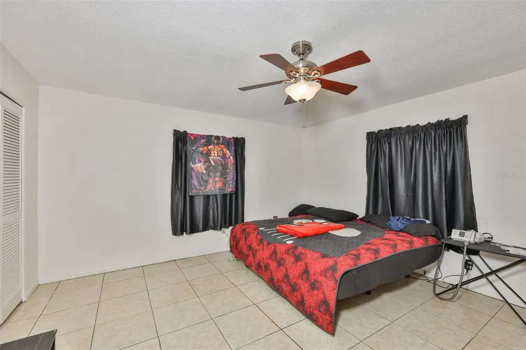 5534 22nd Avenue N St Petersburg FL 33710