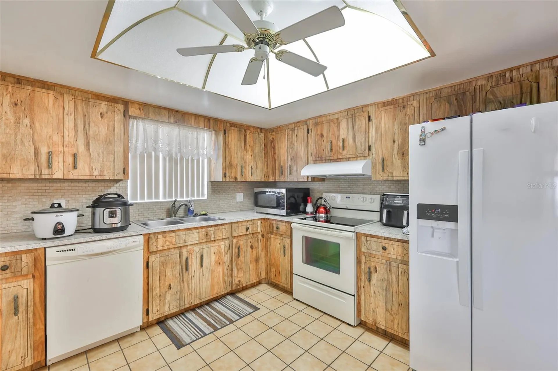 5534 22nd Avenue N St Petersburg FL 33710
