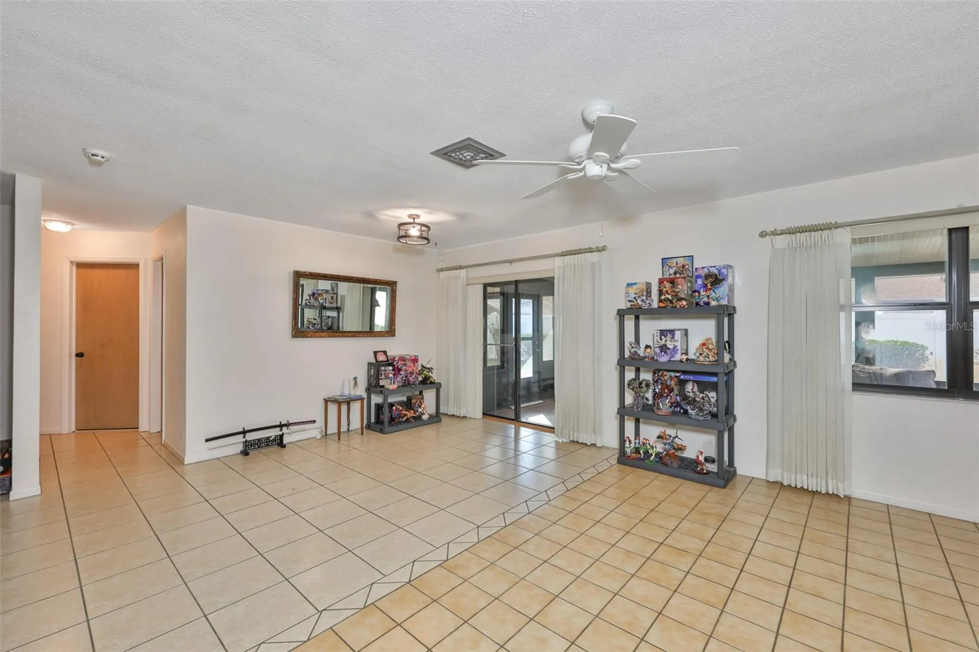 5534 22nd Avenue N St Petersburg FL 33710