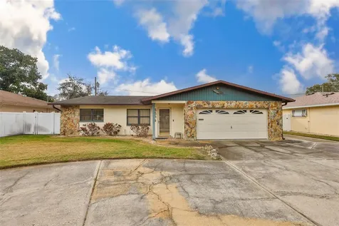 5534 22nd Avenue N St Petersburg FL 33710