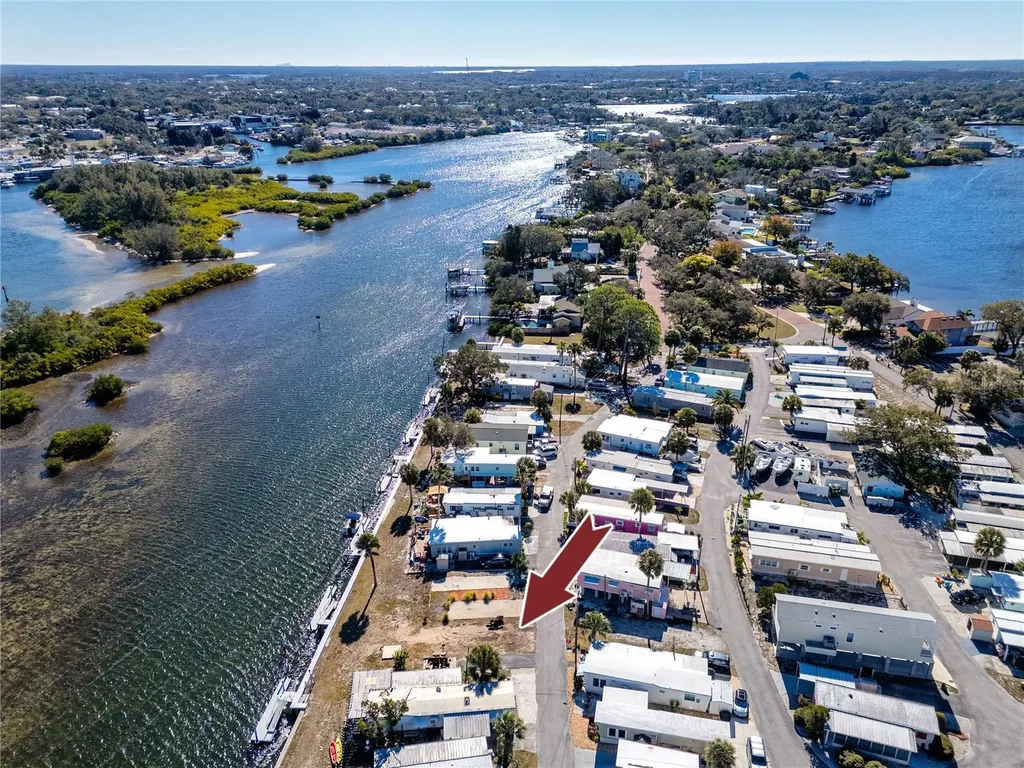 800 Chesapeake Drive Tarpon Springs FL 34689