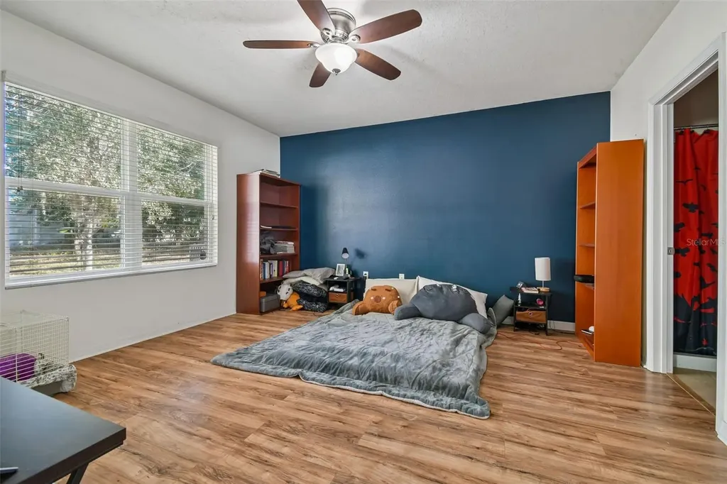 10104 Hawk Storm Avenue Tampa FL 33610