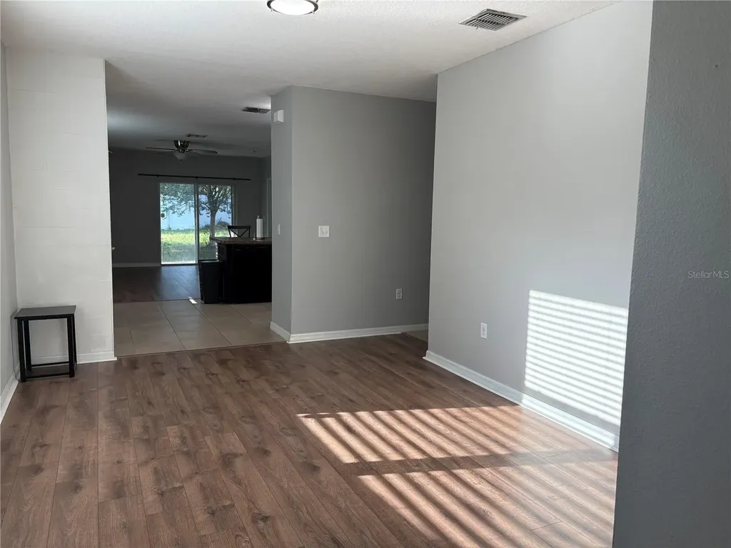 10104 Hawk Storm Avenue Tampa FL 33610