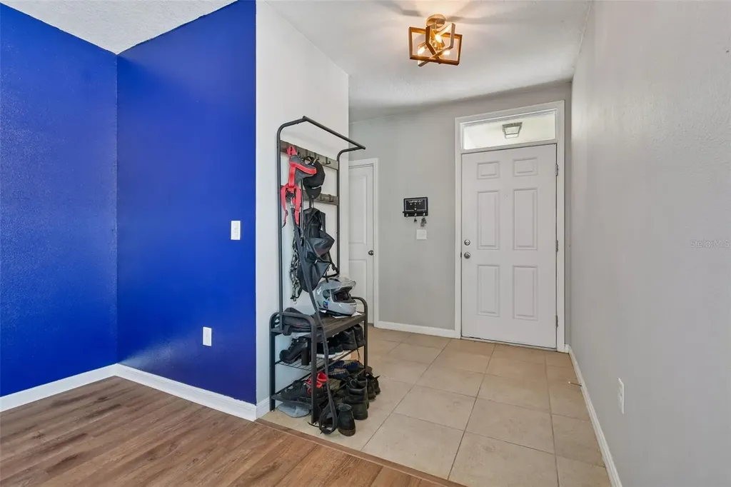 10104 Hawk Storm Avenue Tampa FL 33610