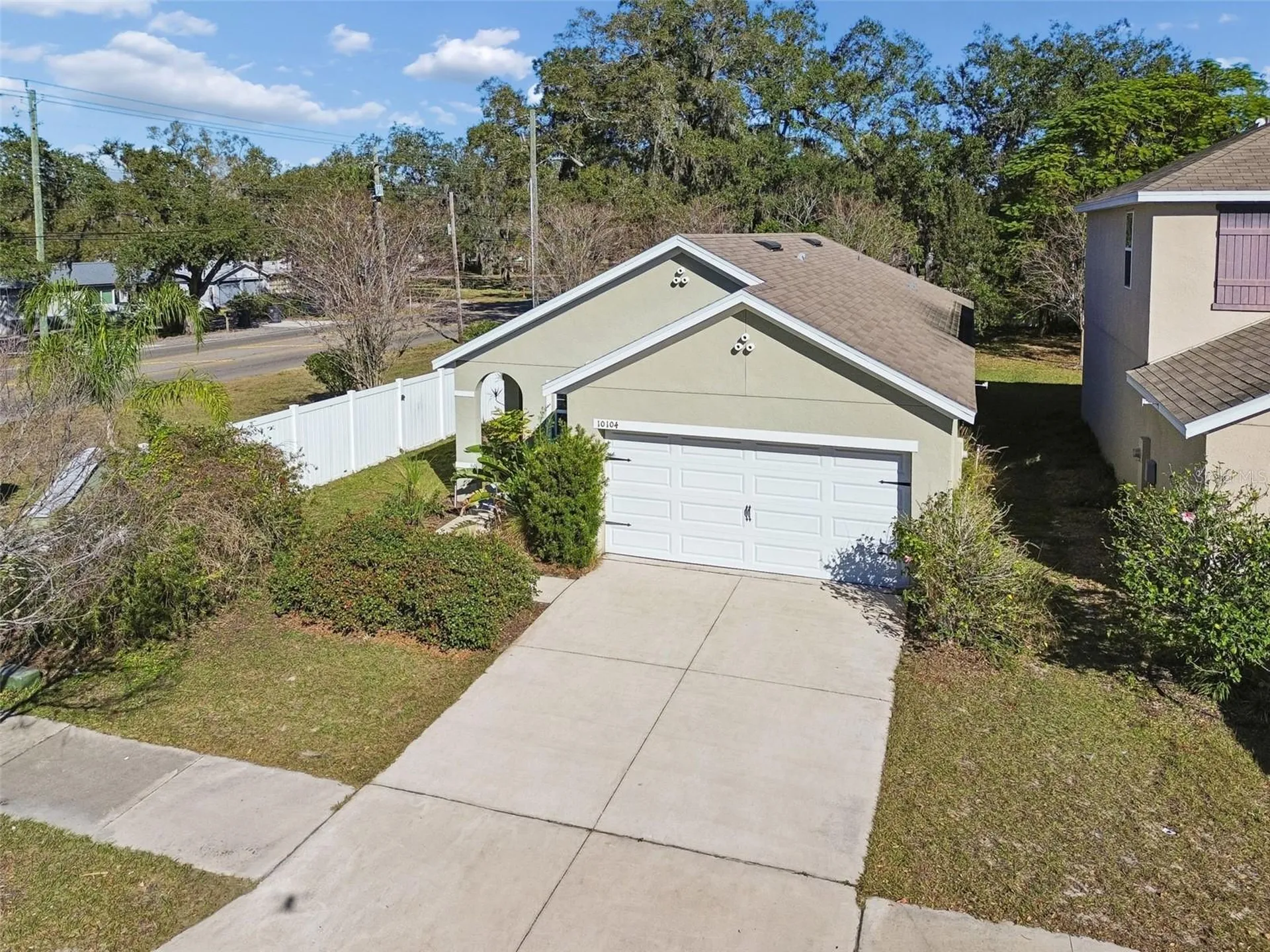 10104 Hawk Storm Avenue Tampa FL 33610