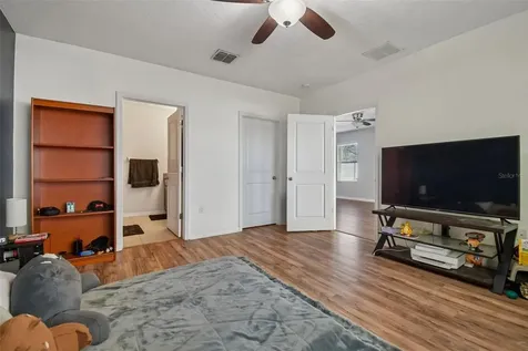 10104 Hawk Storm Avenue Tampa FL 33610