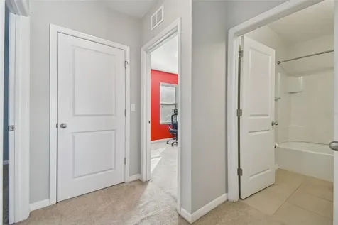10104 Hawk Storm Avenue Tampa FL 33610