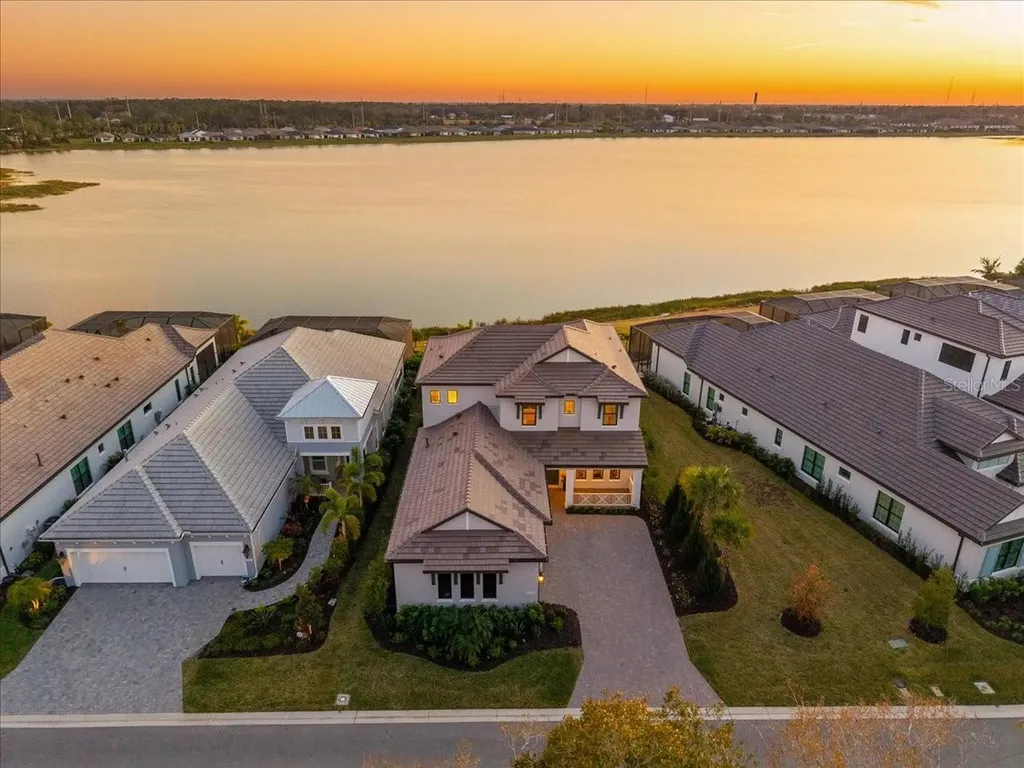 6349 Isla Del Ray Avenue Sarasota FL 34240