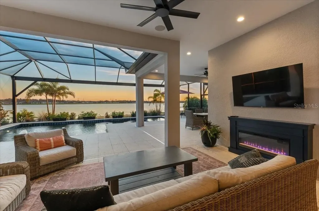 6349 Isla Del Ray Avenue Sarasota FL 34240
