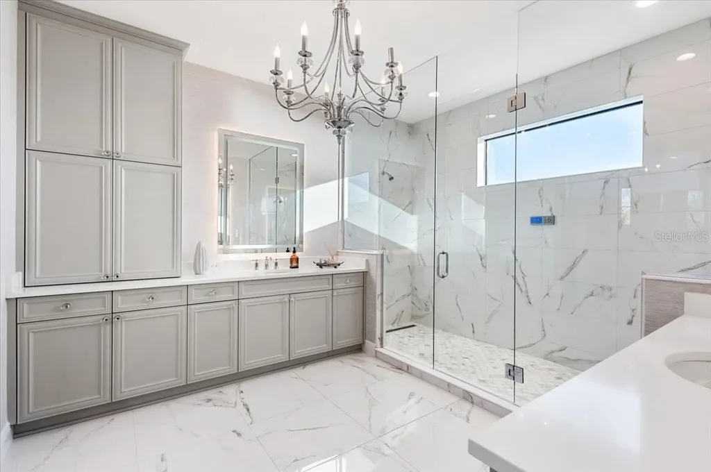 6349 Isla Del Ray Avenue Sarasota FL 34240