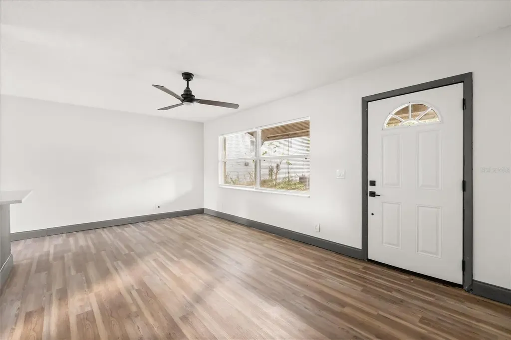 2507 Newberry Street Orlando FL 32806