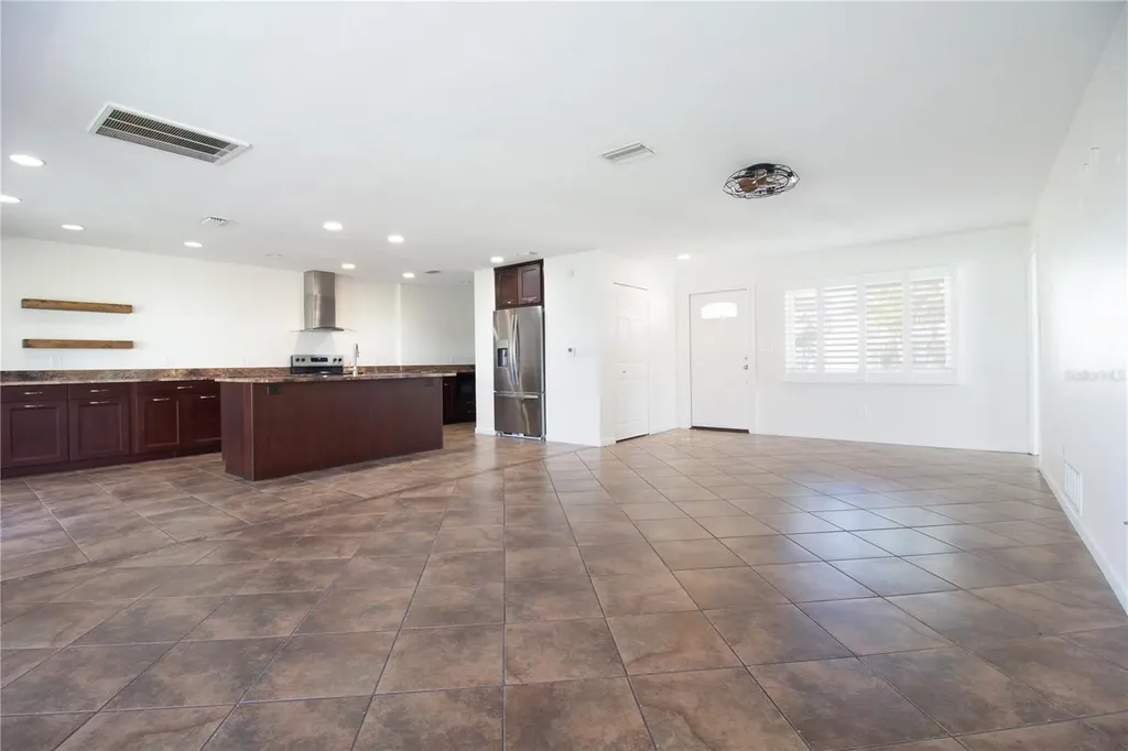 6575 Green Valley Drive Seminole FL 33777