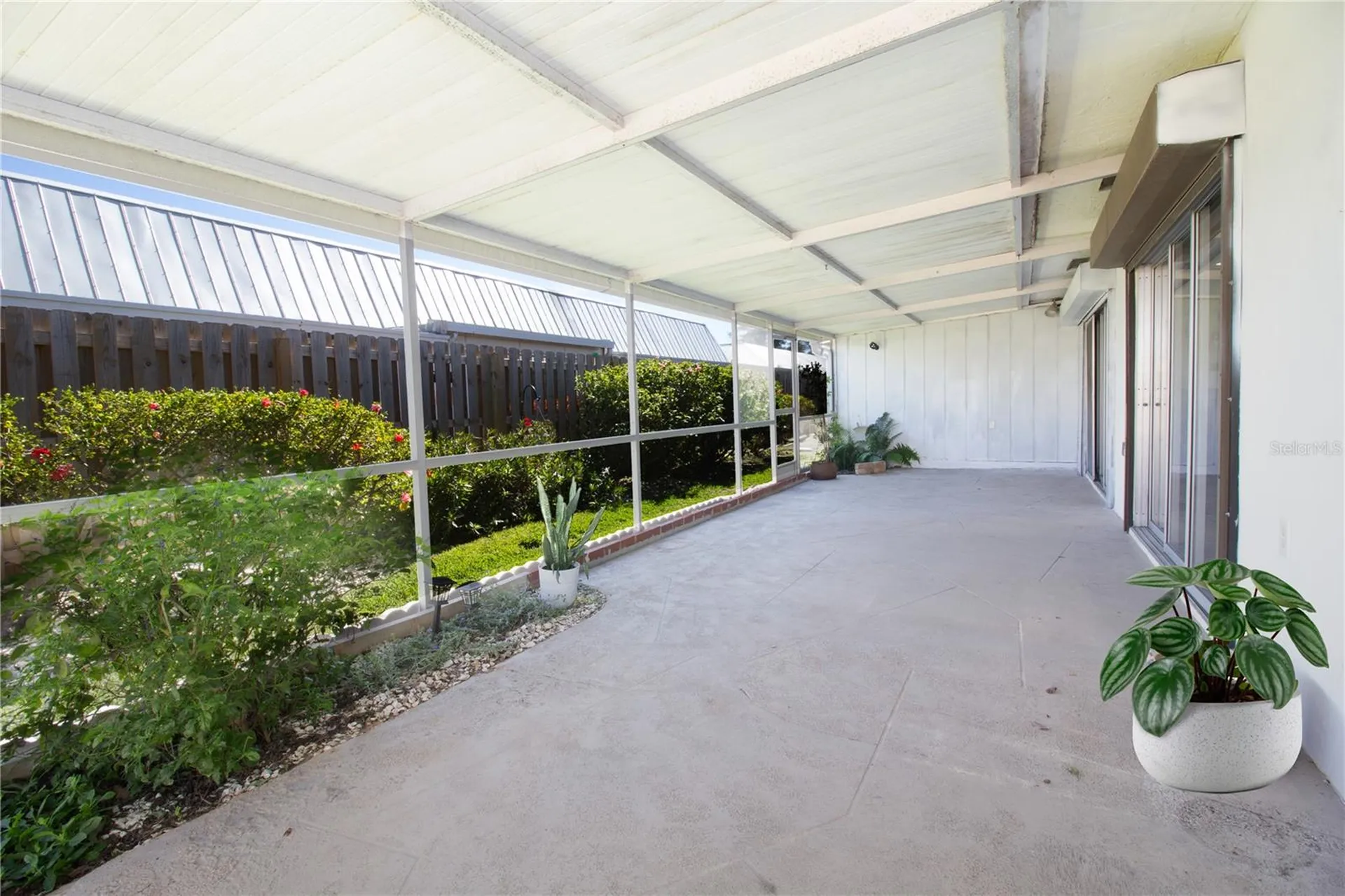 6575 Green Valley Drive Seminole FL 33777