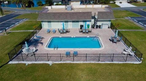 6575 Green Valley Drive Seminole FL 33777