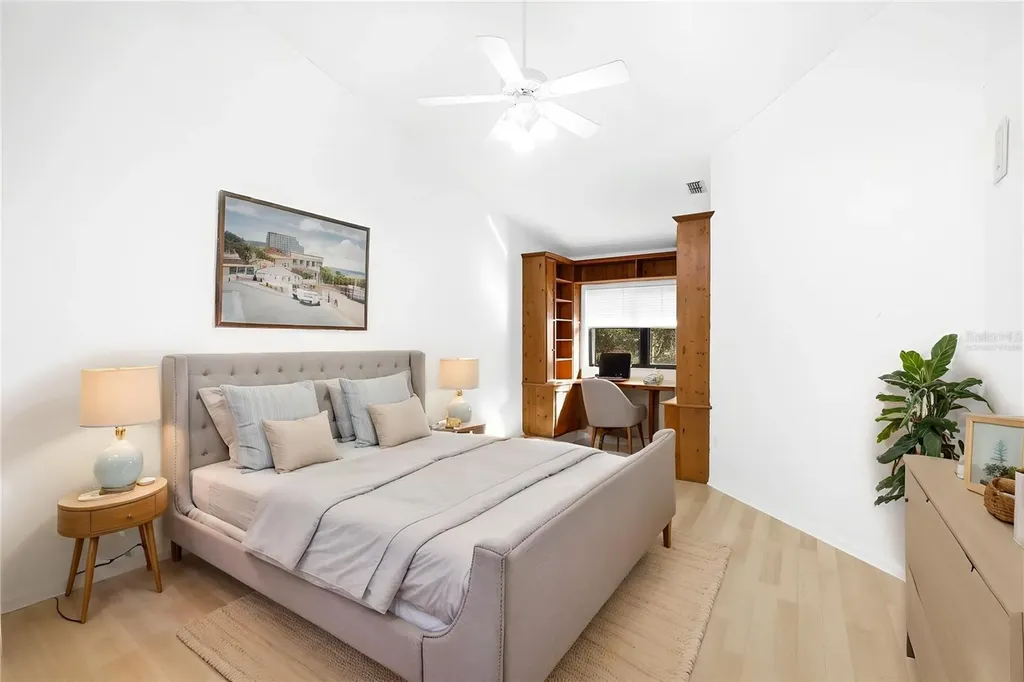 1648 Starling Drive Sarasota FL 34231