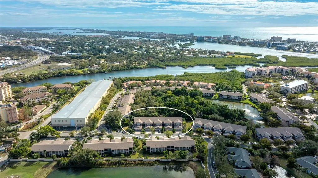 1648 Starling Drive Sarasota FL 34231