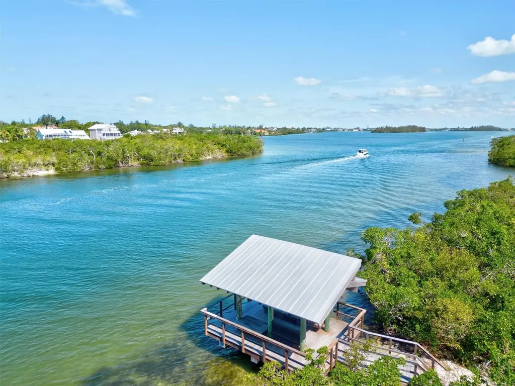 1648 Starling Drive Sarasota FL 34231