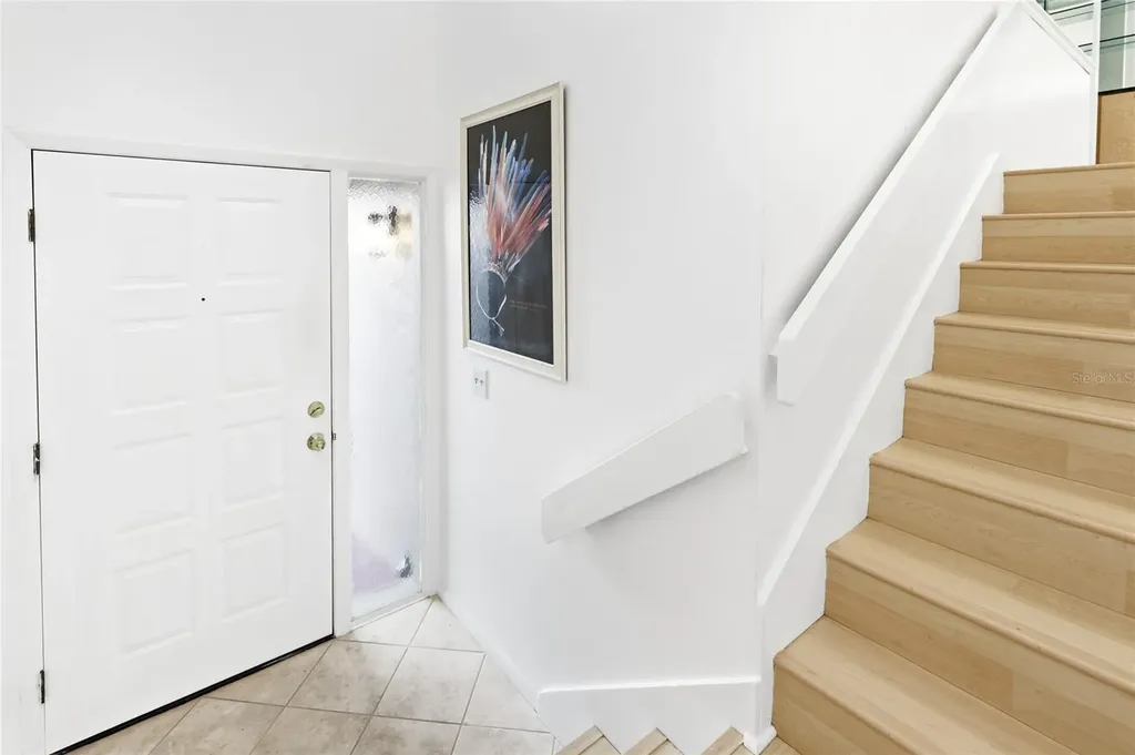 1648 Starling Drive Sarasota FL 34231