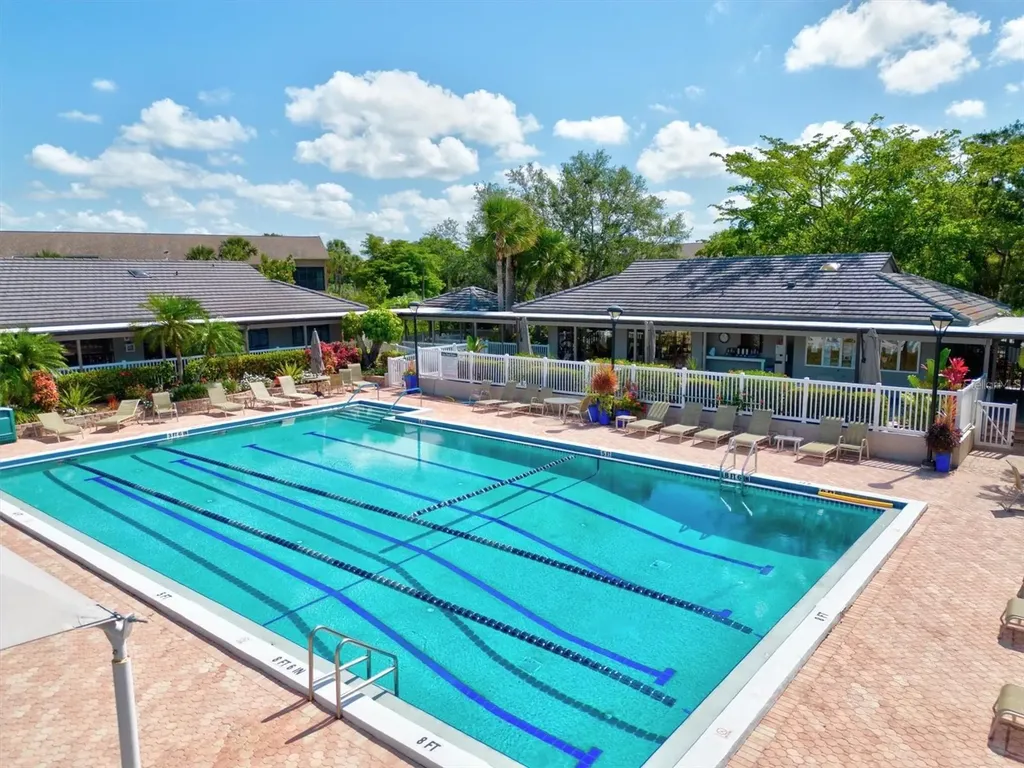 1648 Starling Drive Sarasota FL 34231