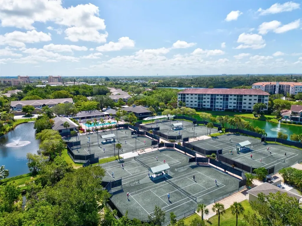 1648 Starling Drive Sarasota FL 34231