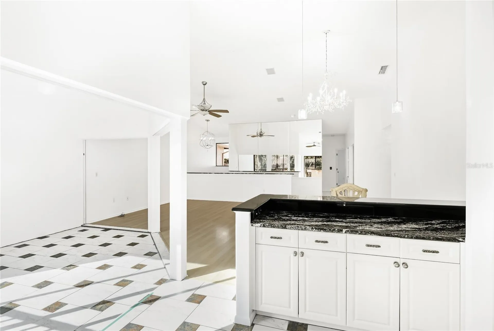 1648 Starling Drive Sarasota FL 34231