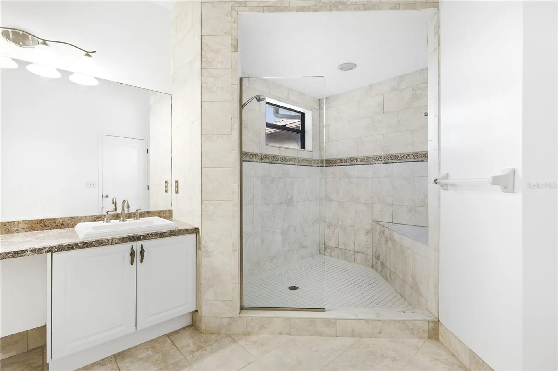 1648 Starling Drive Sarasota FL 34231