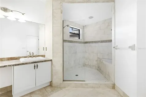 1648 Starling Drive Sarasota FL 34231