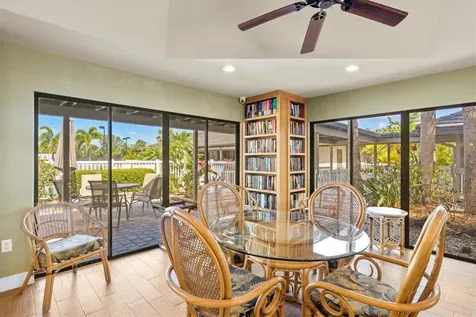 1648 Starling Drive Sarasota FL 34231