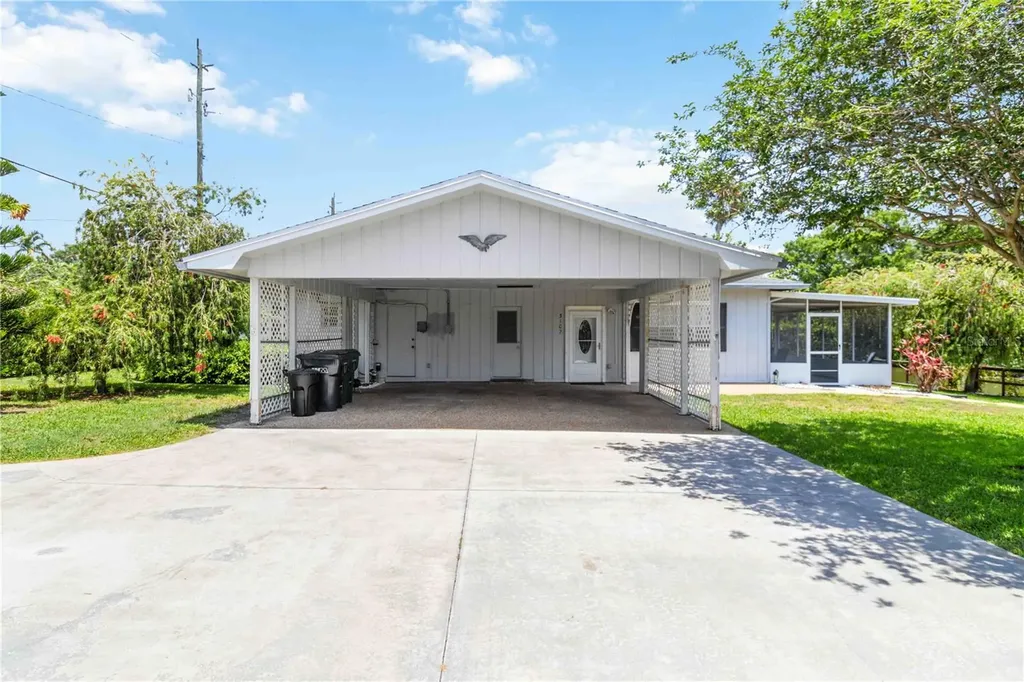 3102 SE 34th Avenue Okeechobee FL 34974