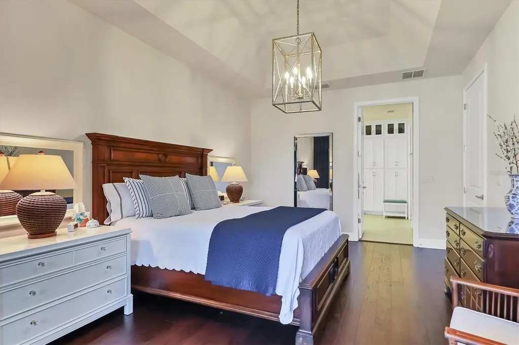 5099 Flag Street Sarasota FL 34232