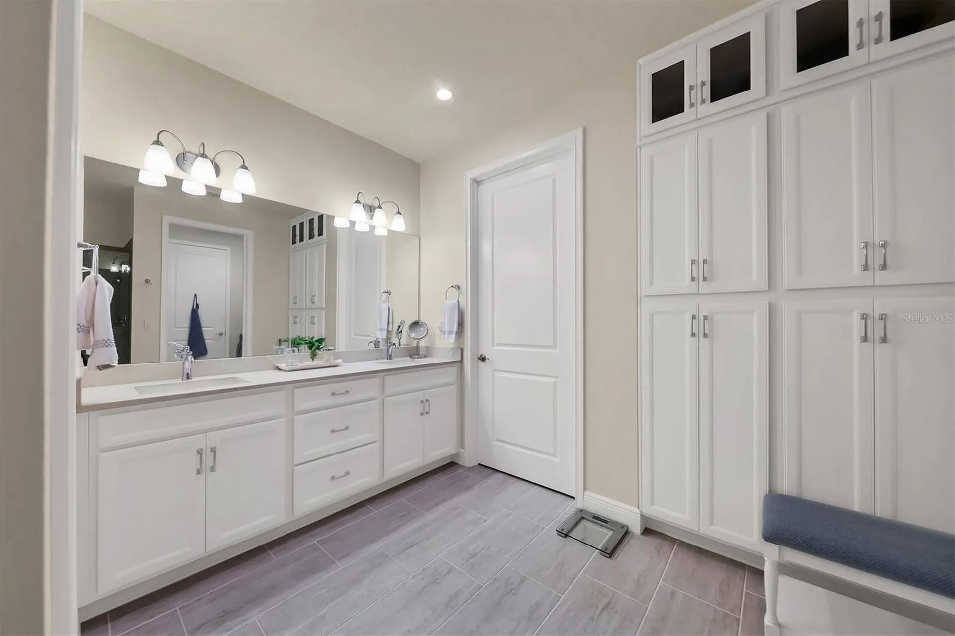5099 Flag Street Sarasota FL 34232