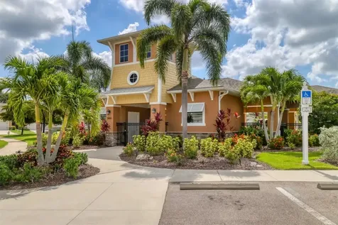 5099 Flag Street Sarasota FL 34232