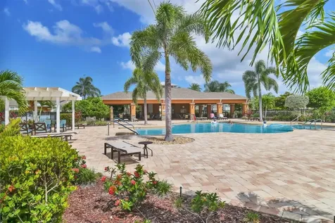 5099 Flag Street Sarasota FL 34232
