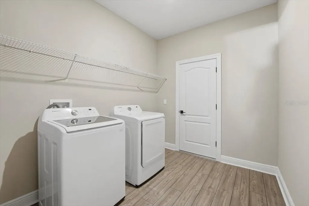 7792 Somersworth Drive Kissimmee FL 34747