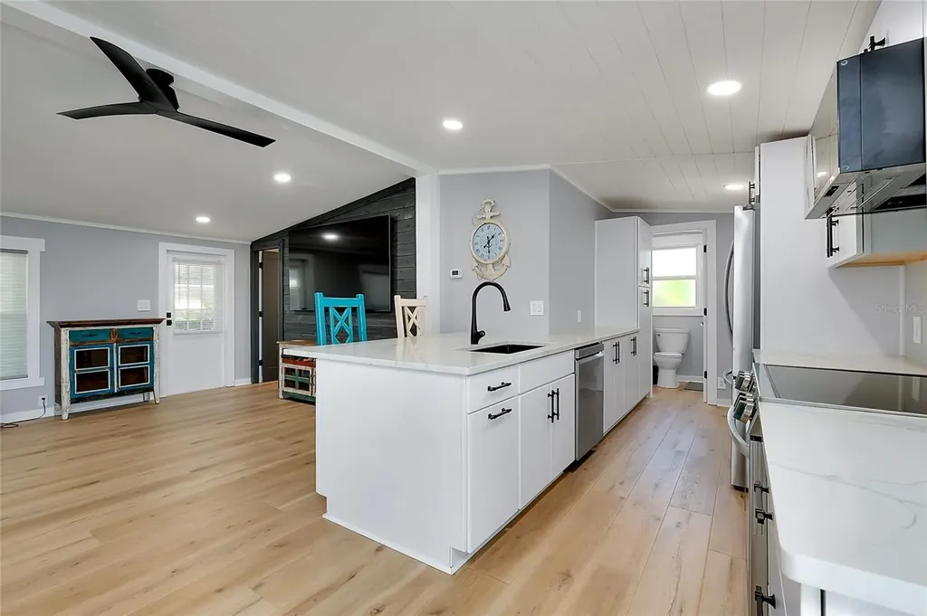 408 Hatchett Creek Road Venice FL 34285