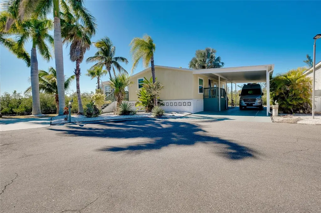 408 Hatchett Creek Road Venice FL 34285