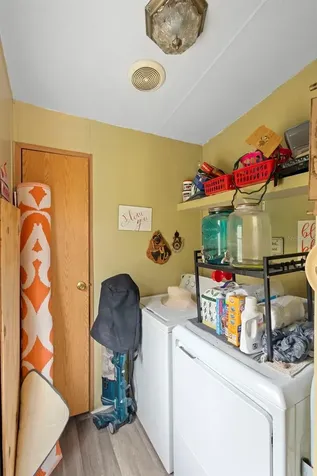 122 Leisure World Drive N Debary FL 32713
