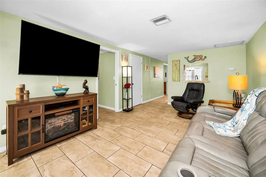 1000 Crane Court Dunedin FL 34698