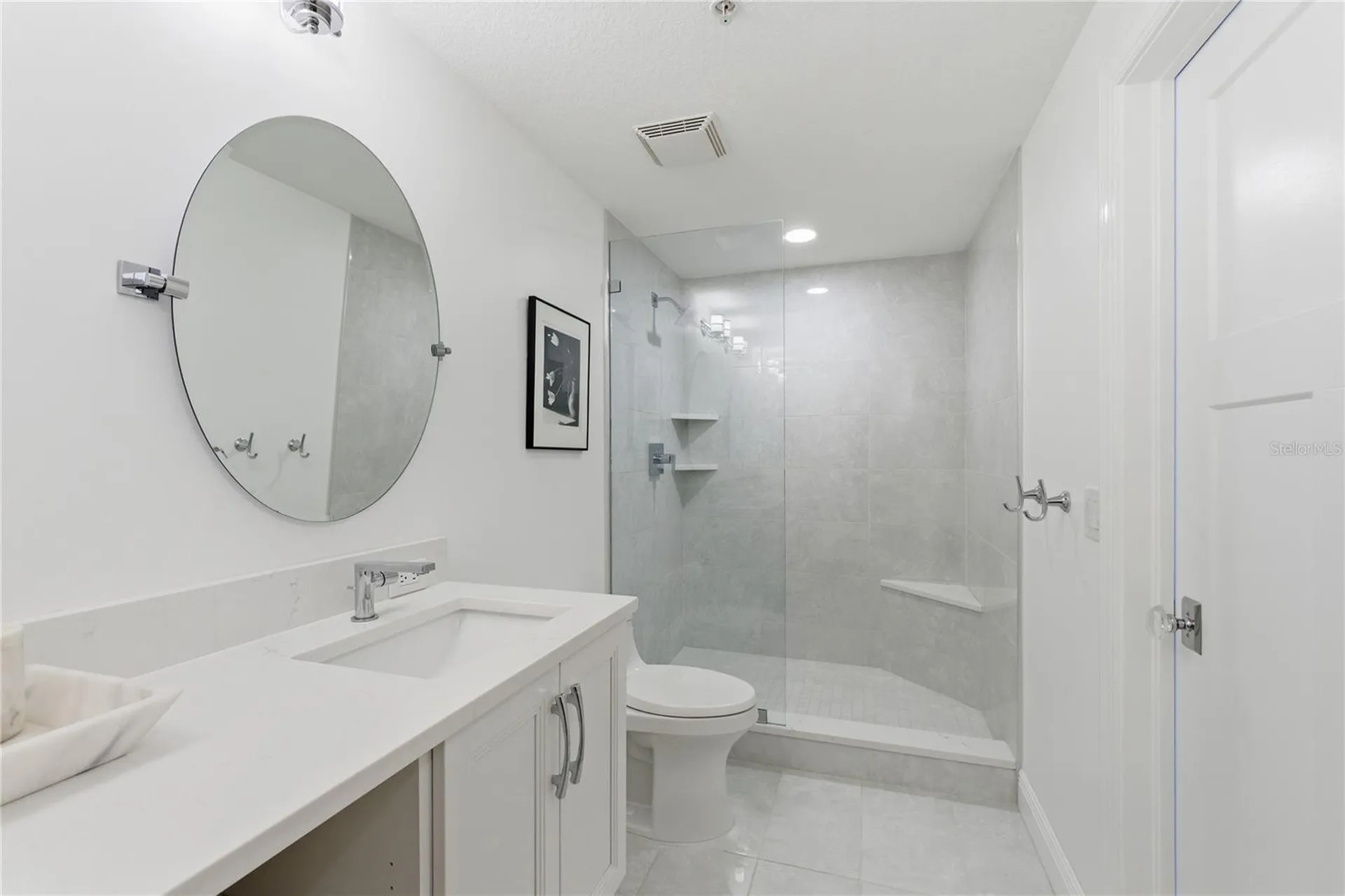 800 N Tamiami Trail Sarasota FL 34236