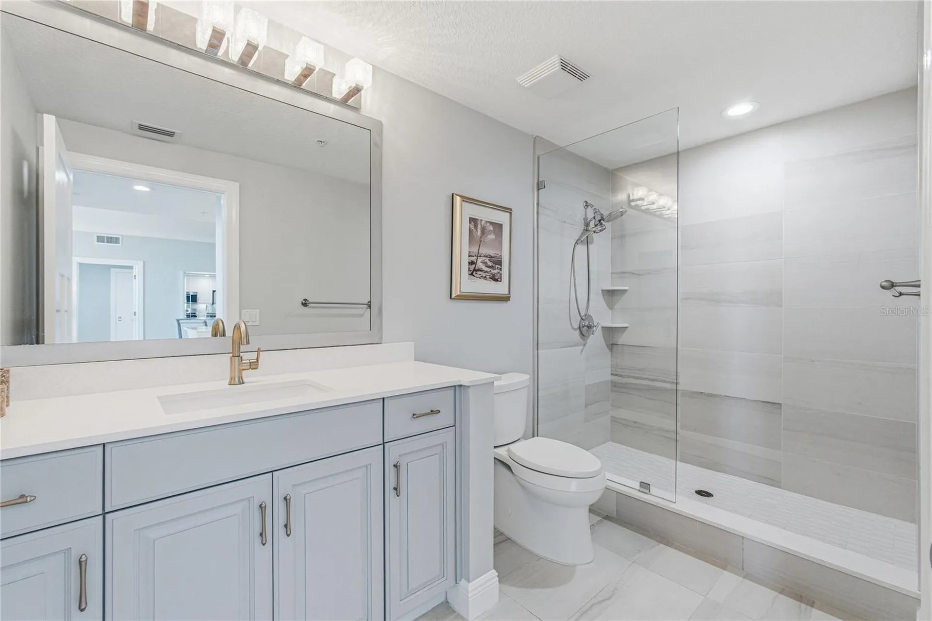 800 N Tamiami Trail Sarasota FL 34236
