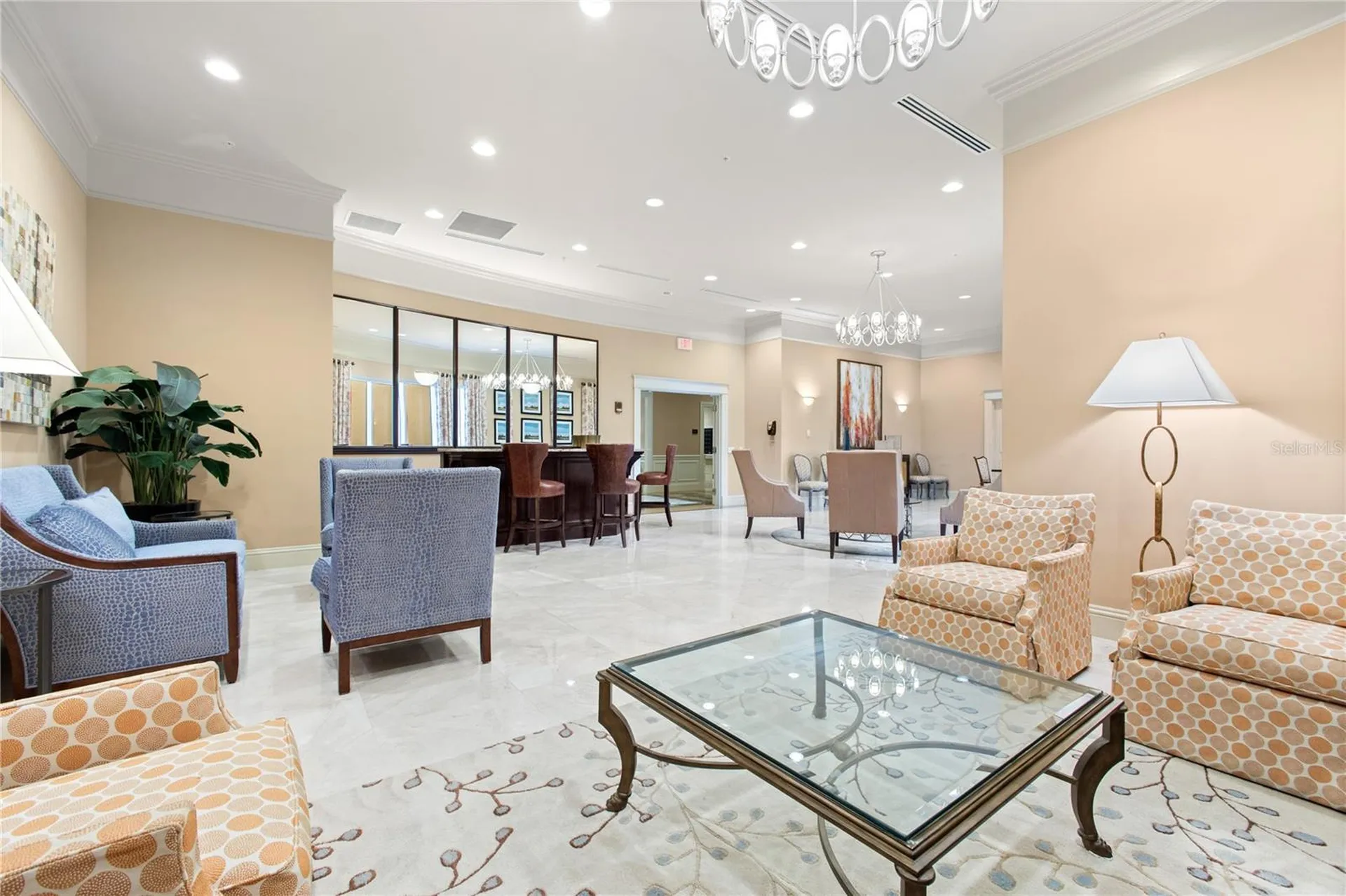 800 N Tamiami Trail Sarasota FL 34236