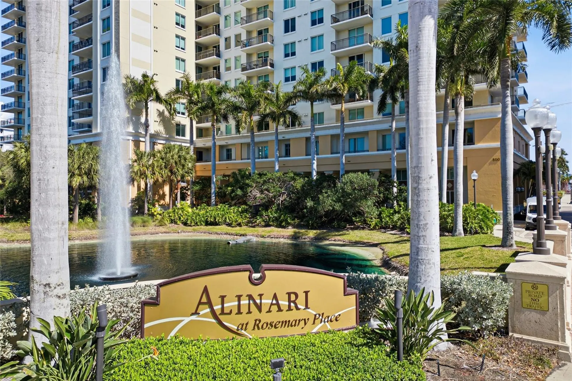 800 N Tamiami Trail Sarasota FL 34236