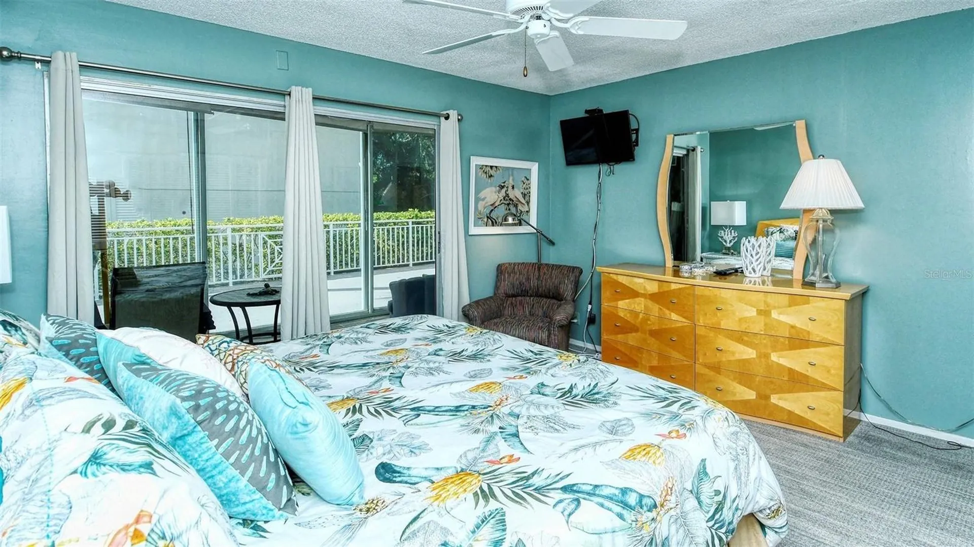 1255 E Peppertree Drive Sarasota FL 34242